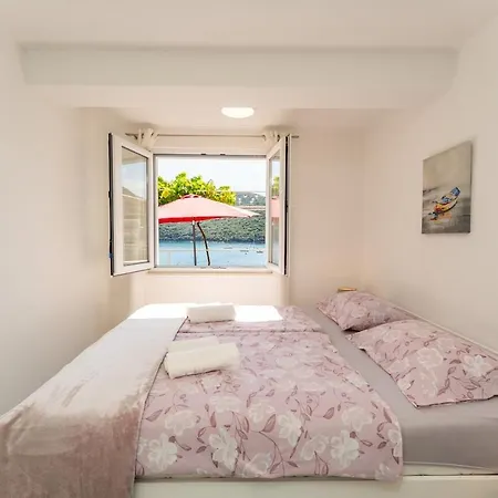 Sea View App In The Port Of Rabac,27 Рабац