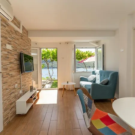 Apartment Sea View App In The Port Of Rabac,27 *